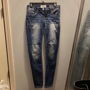 Buckle Dark Wash Lynx Skinny Jeans